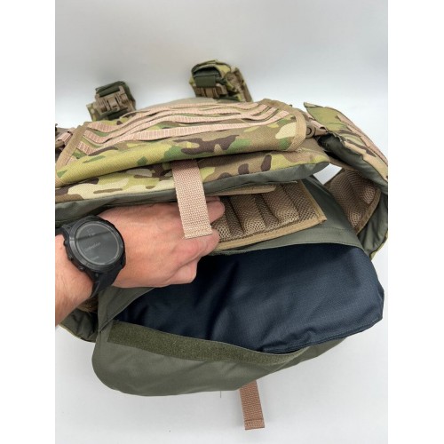 Бронежилет ЗАЩИТНИК в Ангарске с кевларовым баллистическим пакетом C2, капами и бронеплитами Бр5