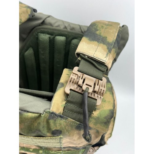 Бронежилет ЗАЩИТНИК в Ангарске с кевларовым баллистическим пакетом C2, капами и бронеплитами Бр5