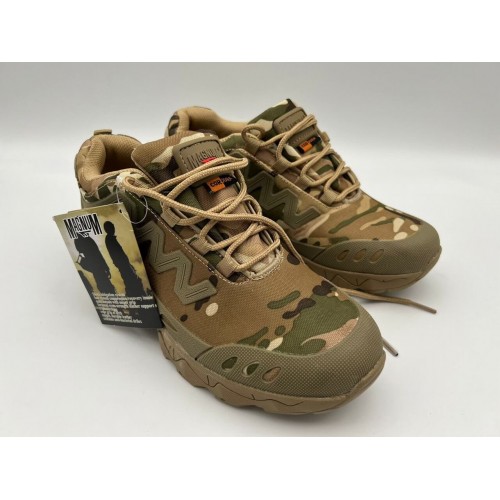 Треккинговые кроссовки «MAGNUM» летние в Ангарске