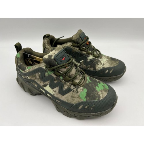 Треккинговые кроссовки «MAGNUM» летние в Ангарске